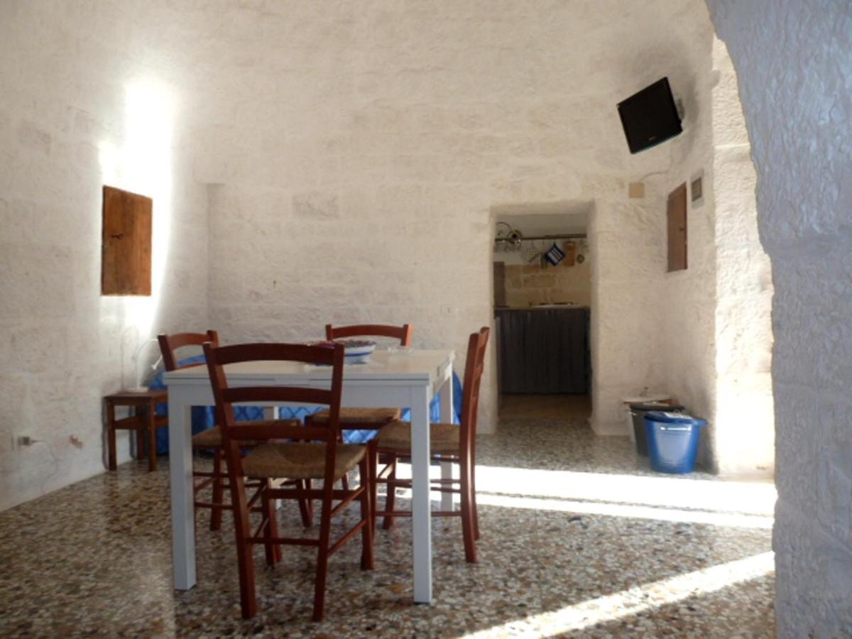 Il Piccolo Trullo Guest House ชิสแตร์นีโน ภายนอก รูปภาพ