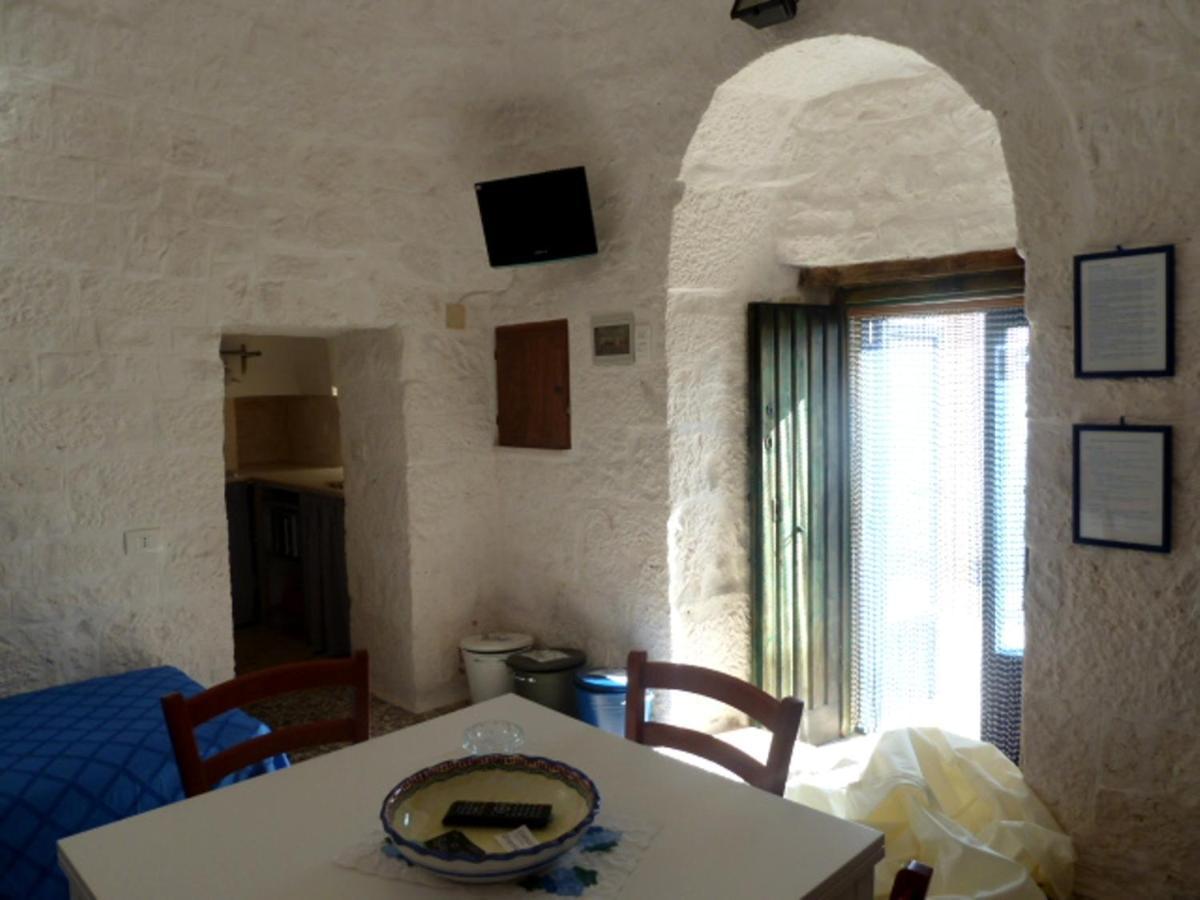 Il Piccolo Trullo Guest House ชิสแตร์นีโน ภายนอก รูปภาพ