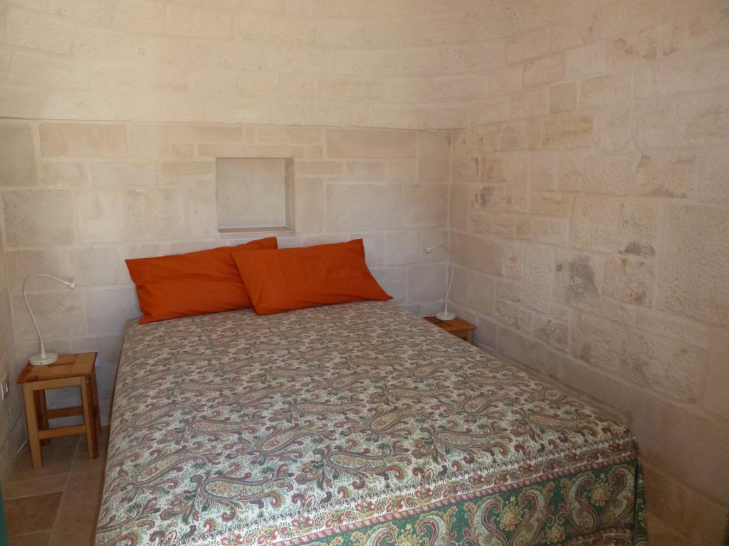 Il Piccolo Trullo Guest House ชิสแตร์นีโน ภายนอก รูปภาพ