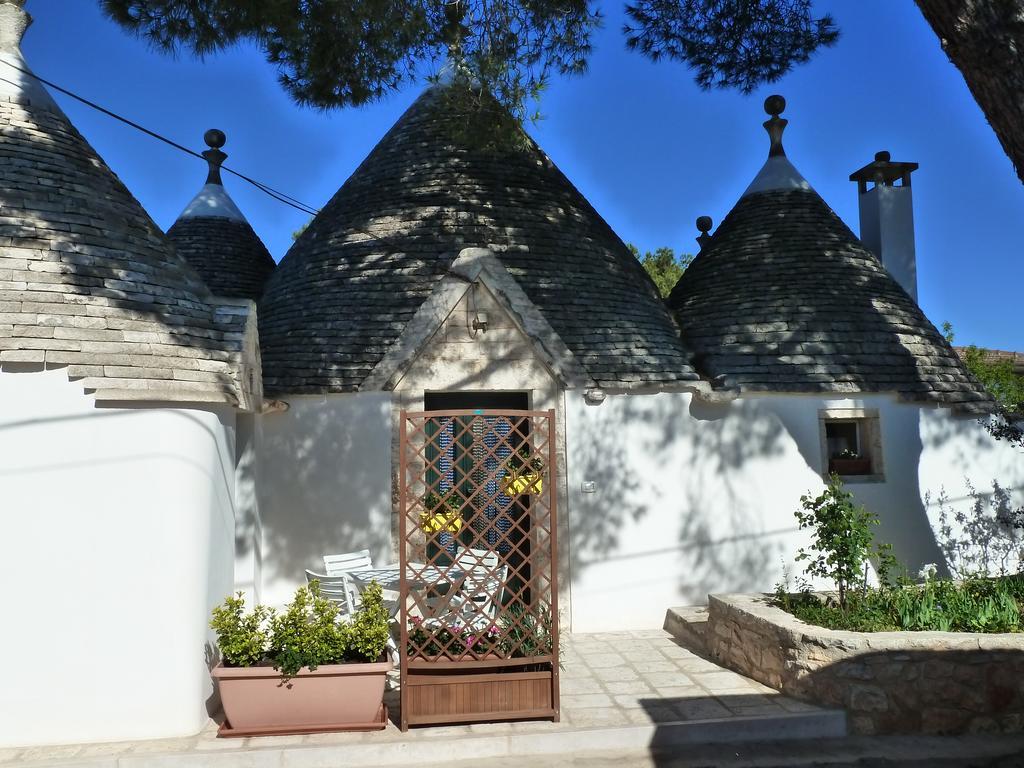 Il Piccolo Trullo Guest House ชิสแตร์นีโน ภายนอก รูปภาพ